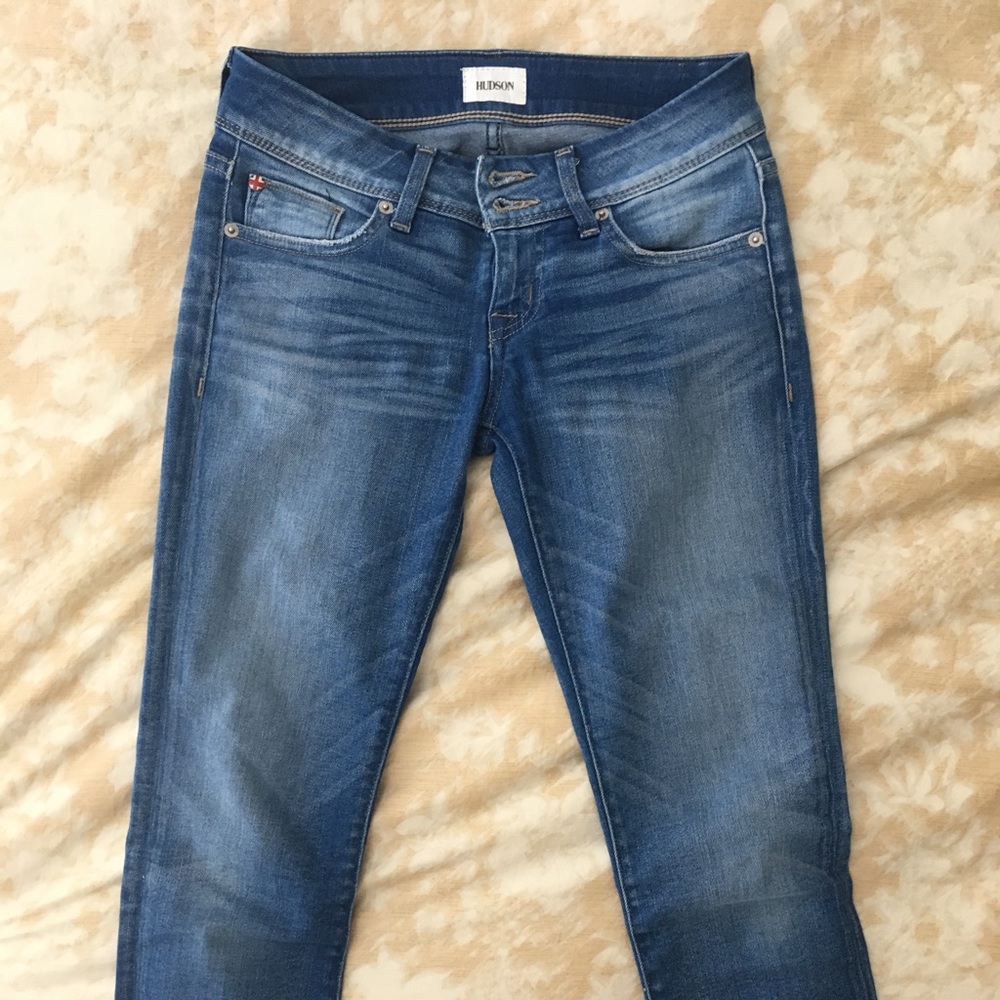 Hudson Cropped Jeans size 24